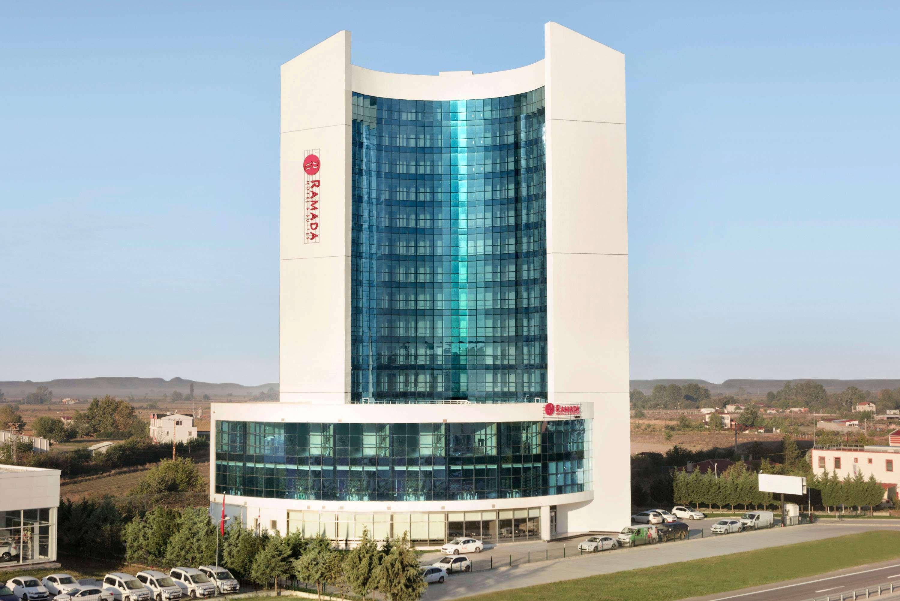Ramada Hotel By Wyndham Edirne Bagian luar foto
