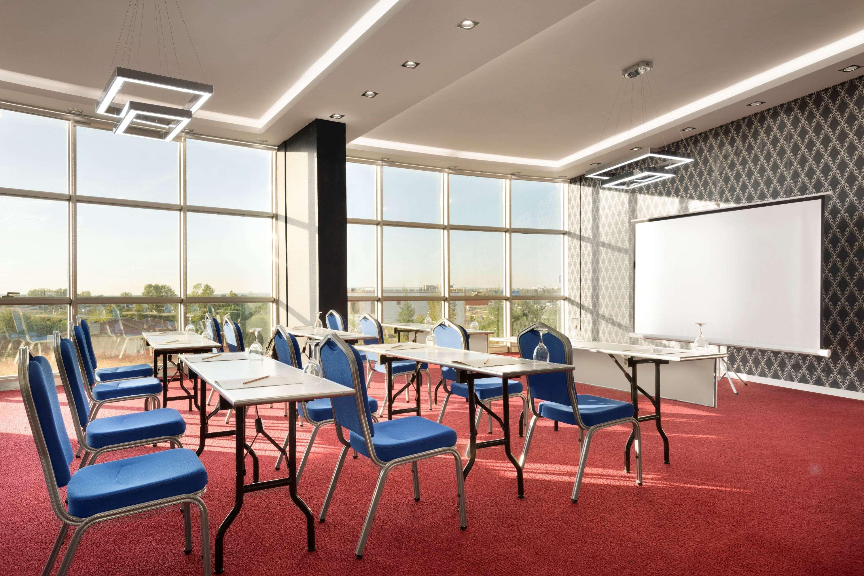 Ramada Hotel By Wyndham Edirne Bagian luar foto