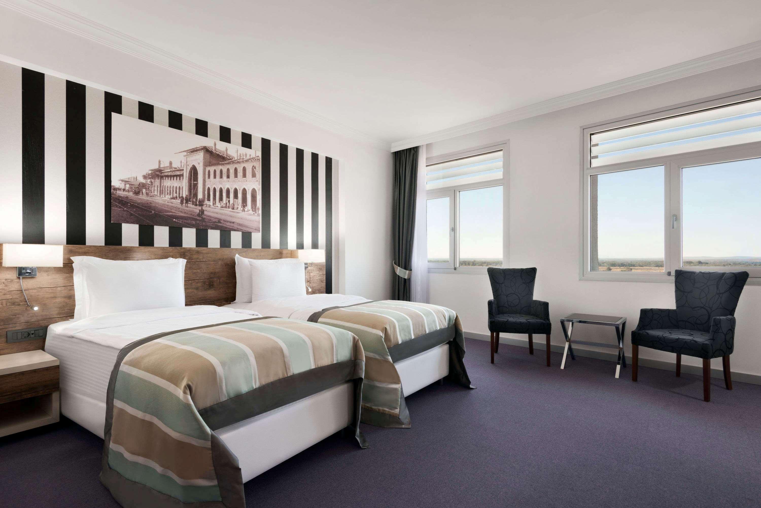 Ramada Hotel By Wyndham Edirne Bagian luar foto