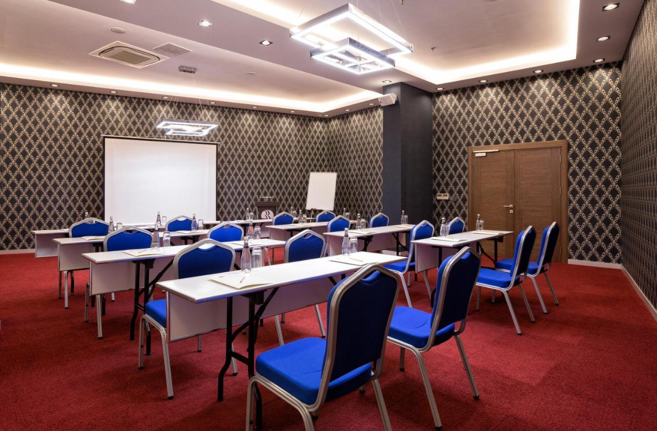Ramada Hotel By Wyndham Edirne Bagian luar foto